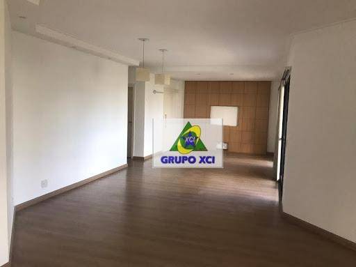 Apartamento à venda com 4 quartos, 161m² - Foto 2