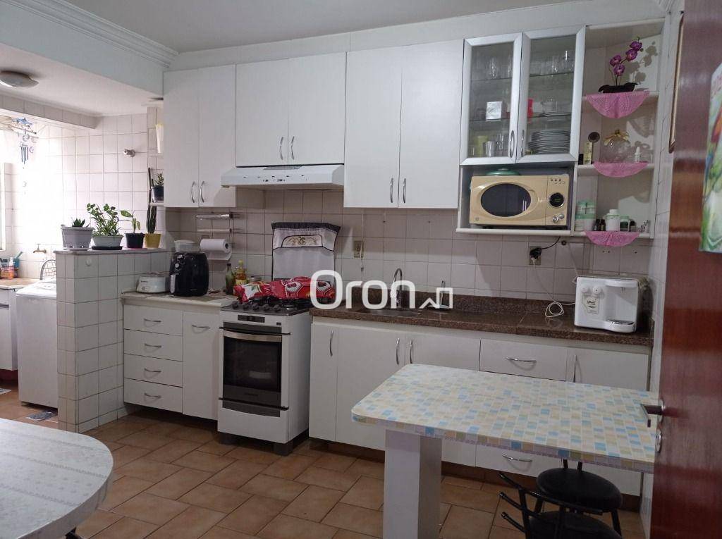 Apartamento à venda com 3 quartos, 85m² - Foto 4