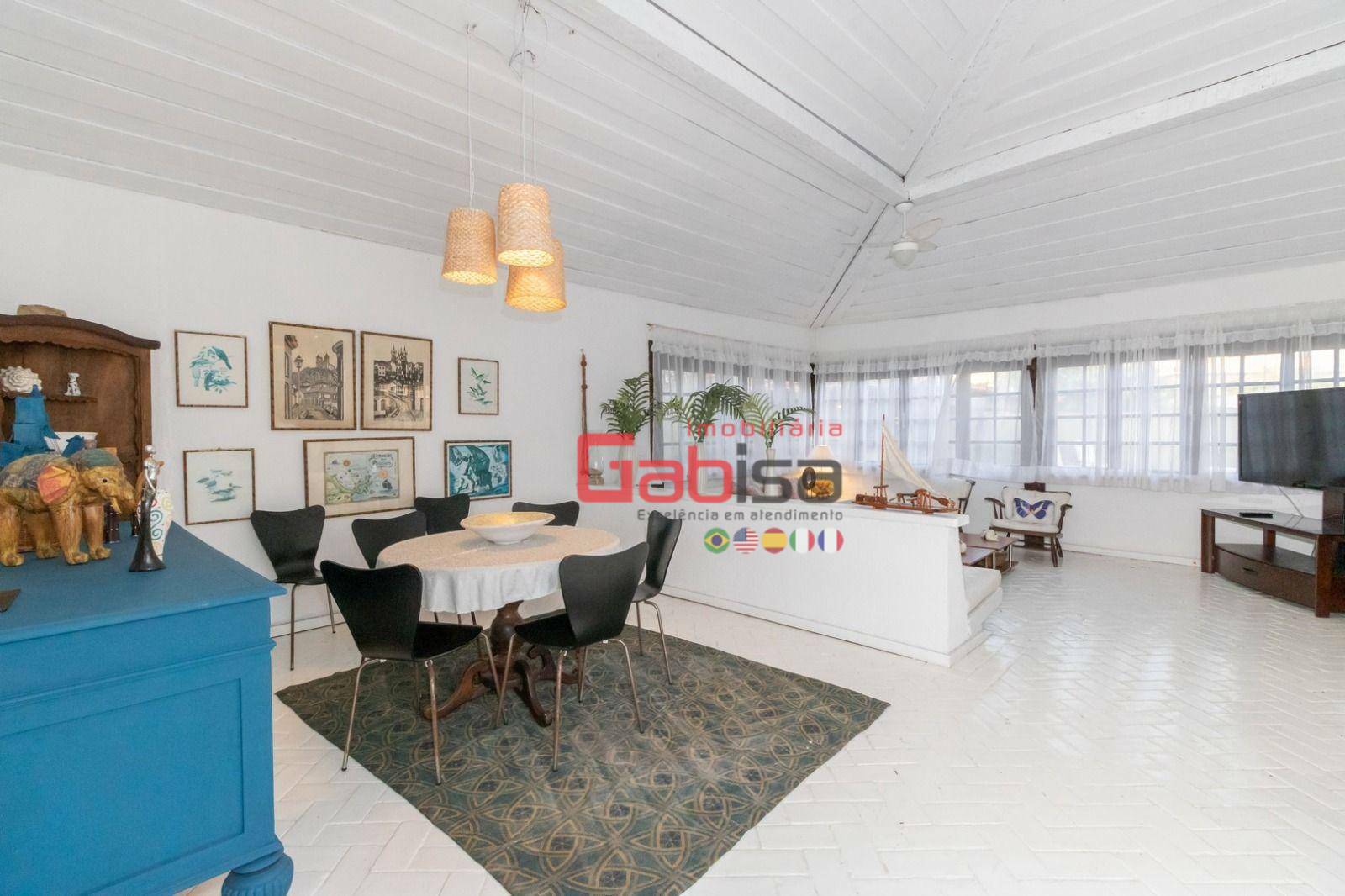 Casa à venda com 4 quartos, 250m² - Foto 9