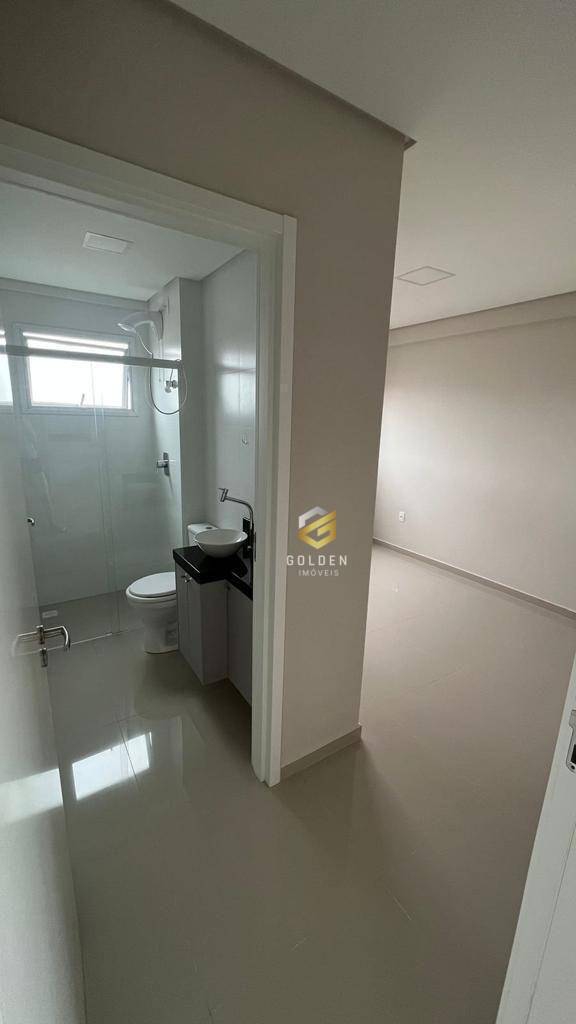 Apartamento à venda com 3 quartos, 98m² - Foto 8