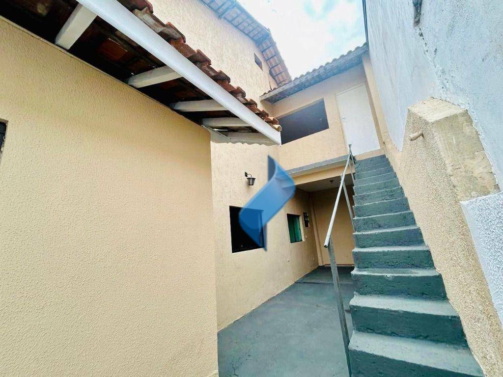 Casa à venda com 4 quartos, 120m² - Foto 7