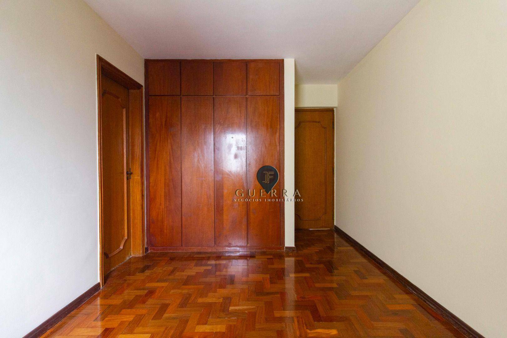 Apartamento à venda com 3 quartos, 189m² - Foto 9