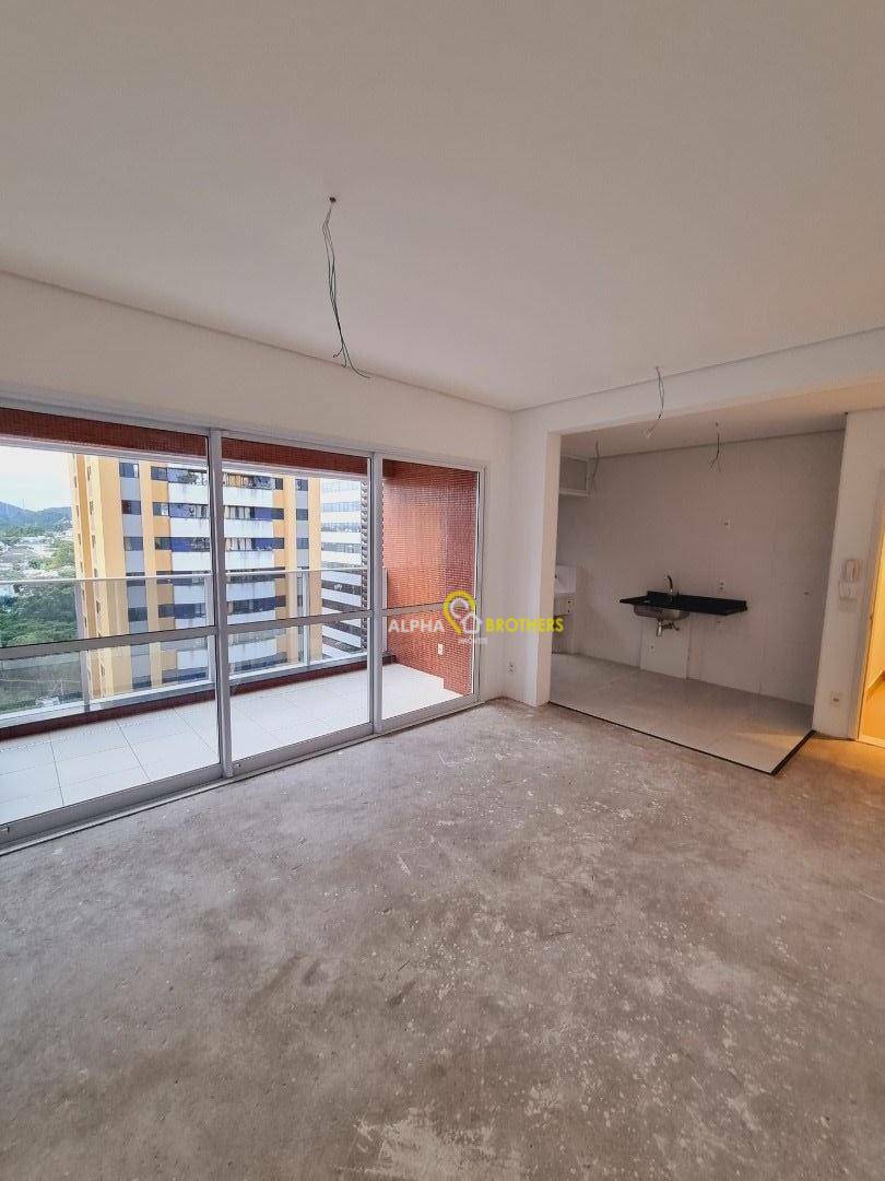 Apartamento à venda com 1 quarto, 55m² - Foto 4