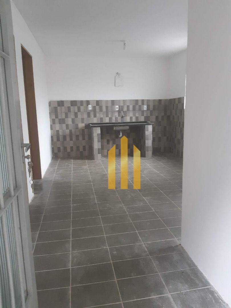 Casa para alugar com 2 quartos, 100m² - Foto 15