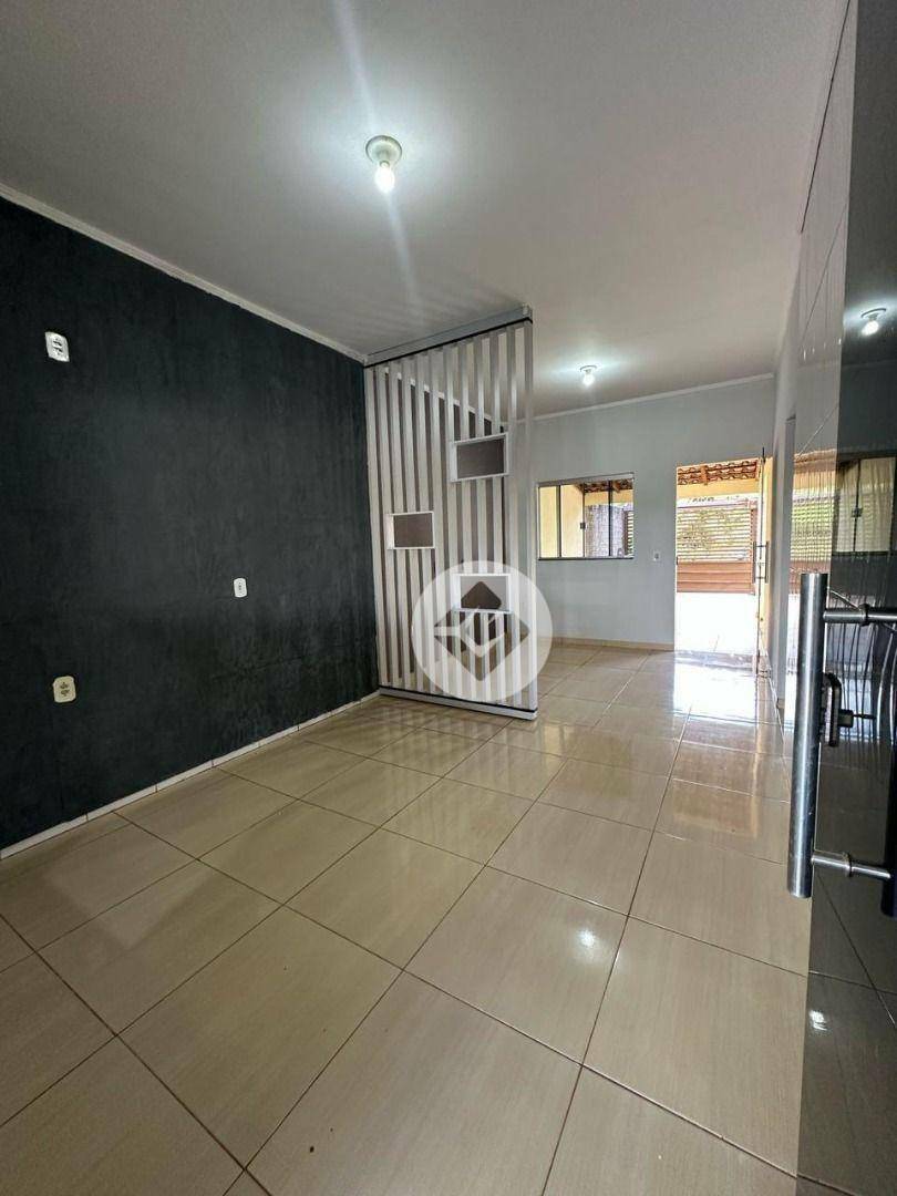 Casa à venda com 2 quartos, 50m² - Foto 3