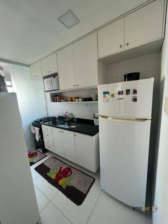 Apartamento para alugar com 2 quartos, 1m² - Foto 6