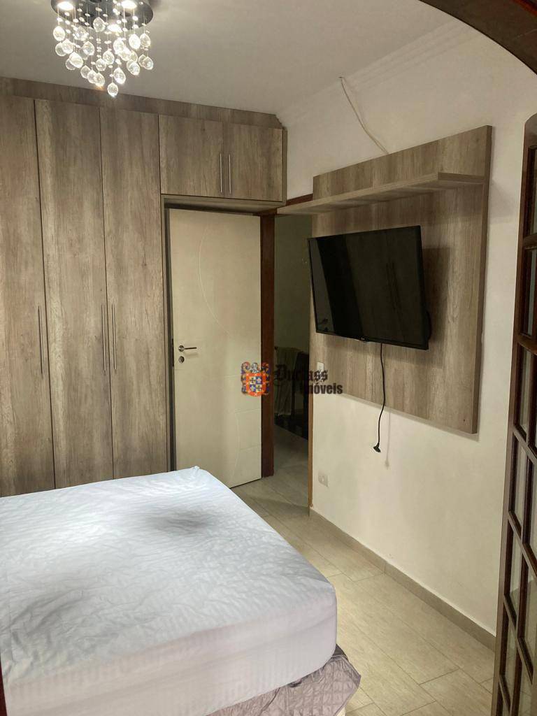 Sobrado à venda com 4 quartos, 320m² - Foto 9