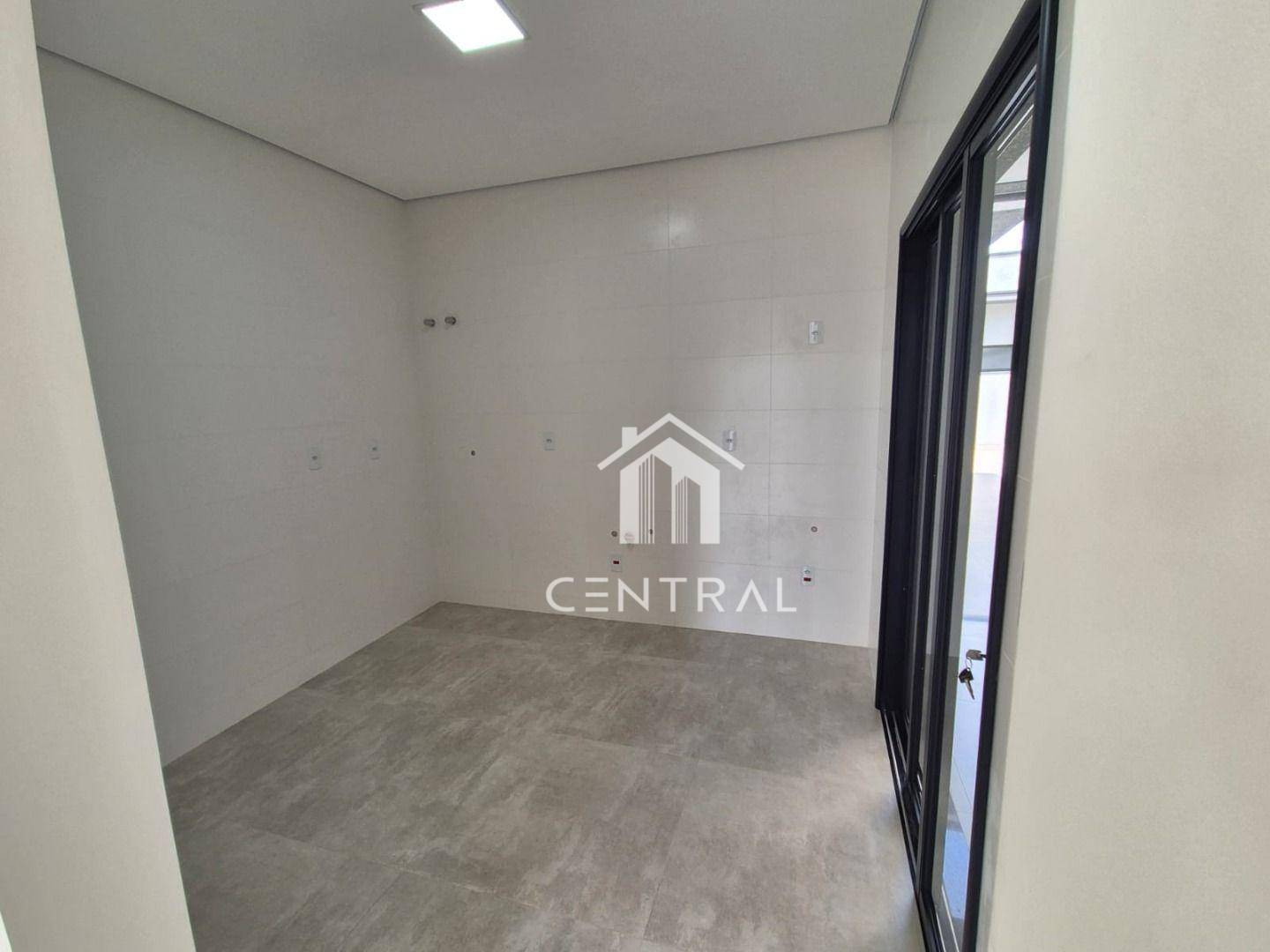 Casa de Condomínio à venda com 3 quartos, 134m² - Foto 2