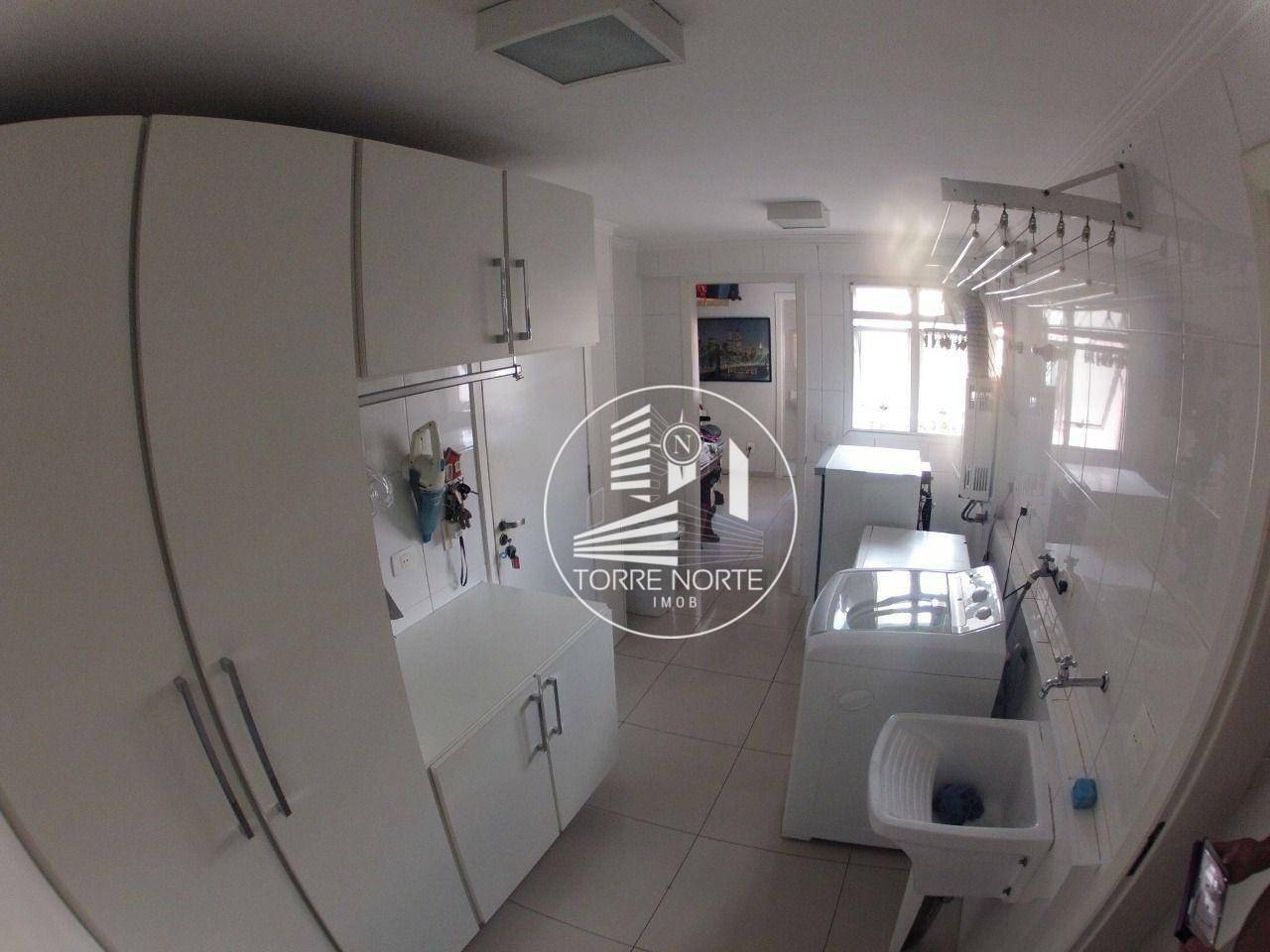 Apartamento à venda com 3 quartos, 142m² - Foto 12