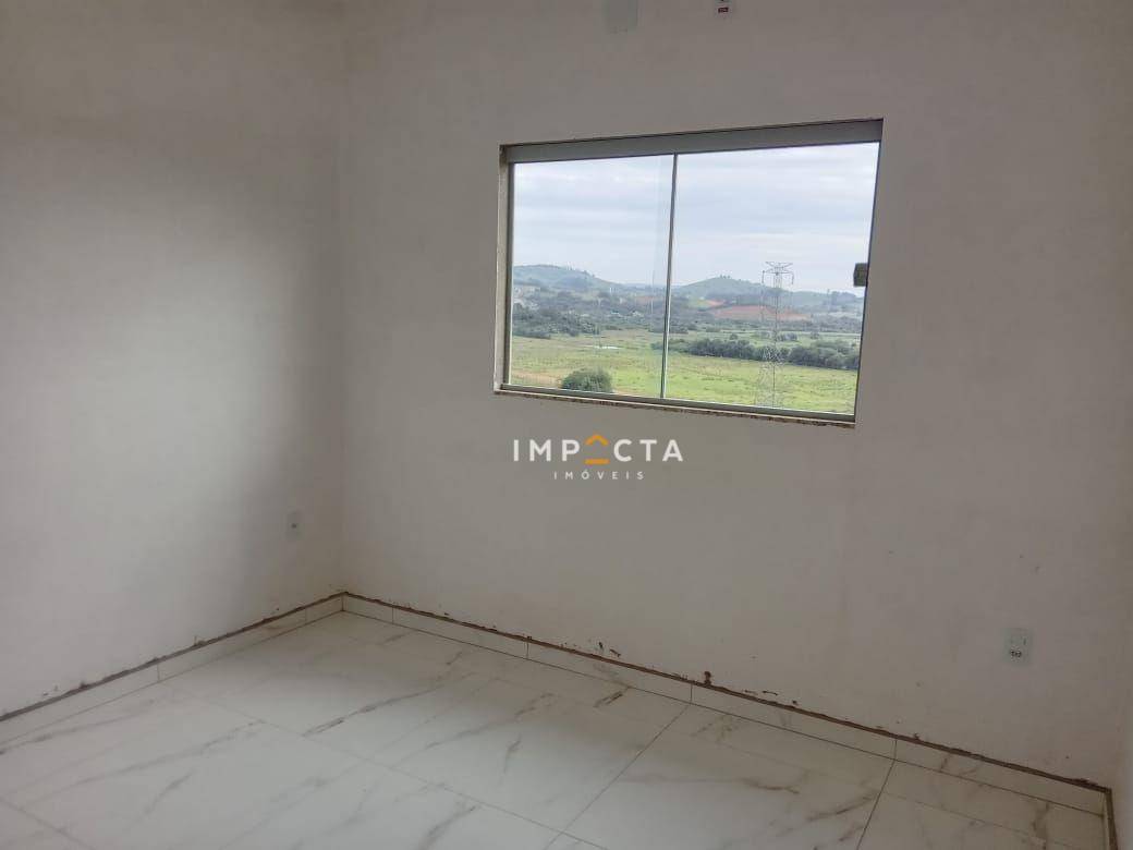 Casa à venda com 3 quartos, 151m² - Foto 14