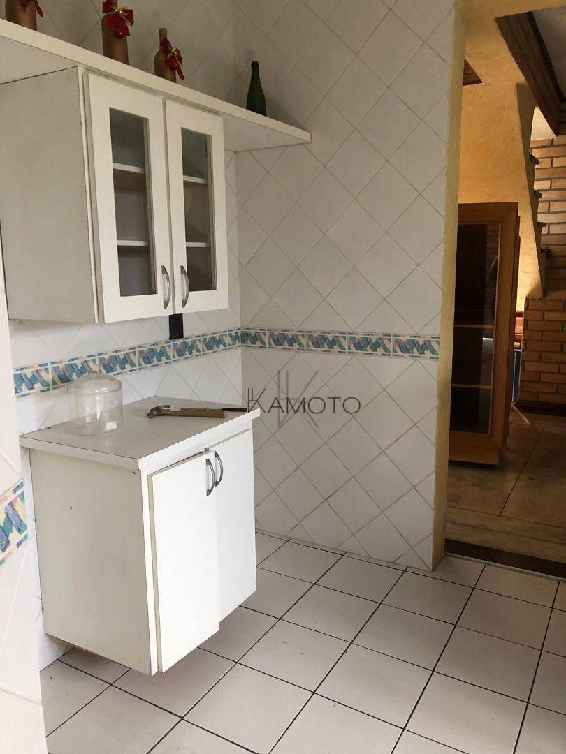 Sobrado à venda com 3 quartos, 300m² - Foto 11