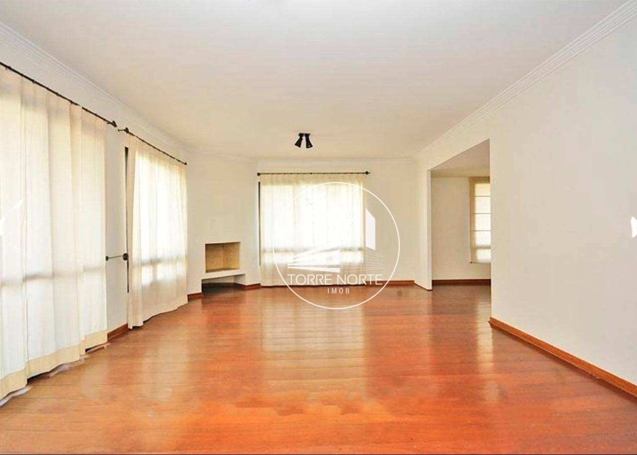 Apartamento à venda com 3 quartos, 190m² - Foto 2