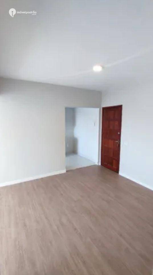 Apartamento à venda com 2 quartos, 72m² - Foto 10