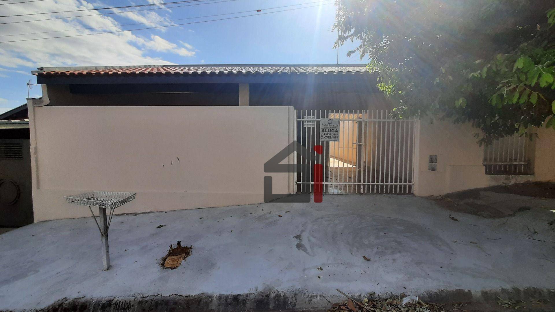 Casa à venda e aluguel com 2 quartos - Foto 1