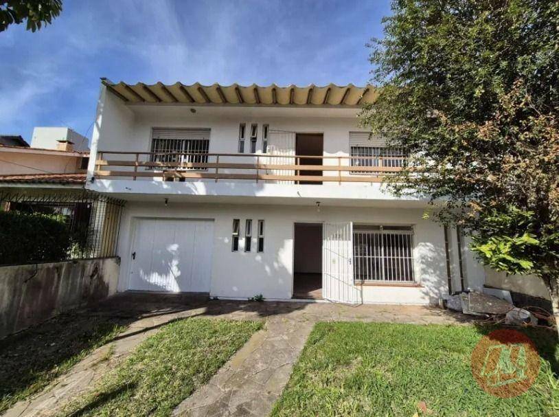 Casa, 3 quartos, 212 m² - Foto 1