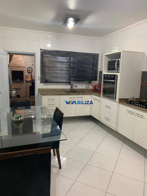 Sobrado à venda com 3 quartos, 213m² - Foto 9