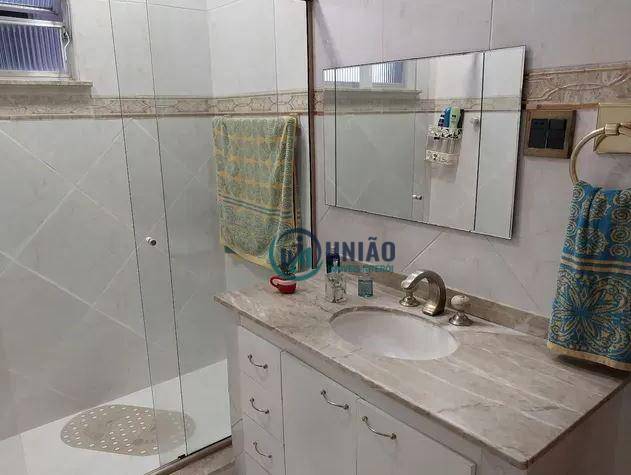 Apartamento à venda com 3 quartos, 100m² - Foto 11