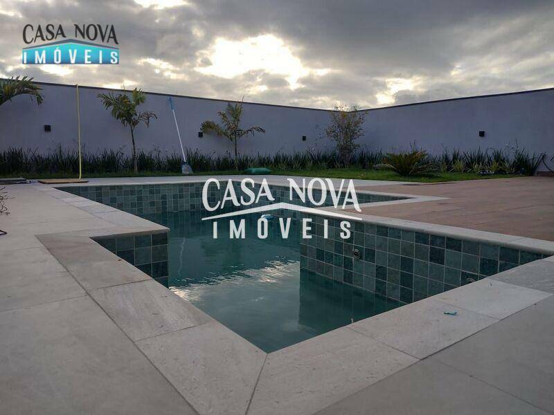 Casa de Condomínio à venda com 4 quartos, 265m² - Foto 13