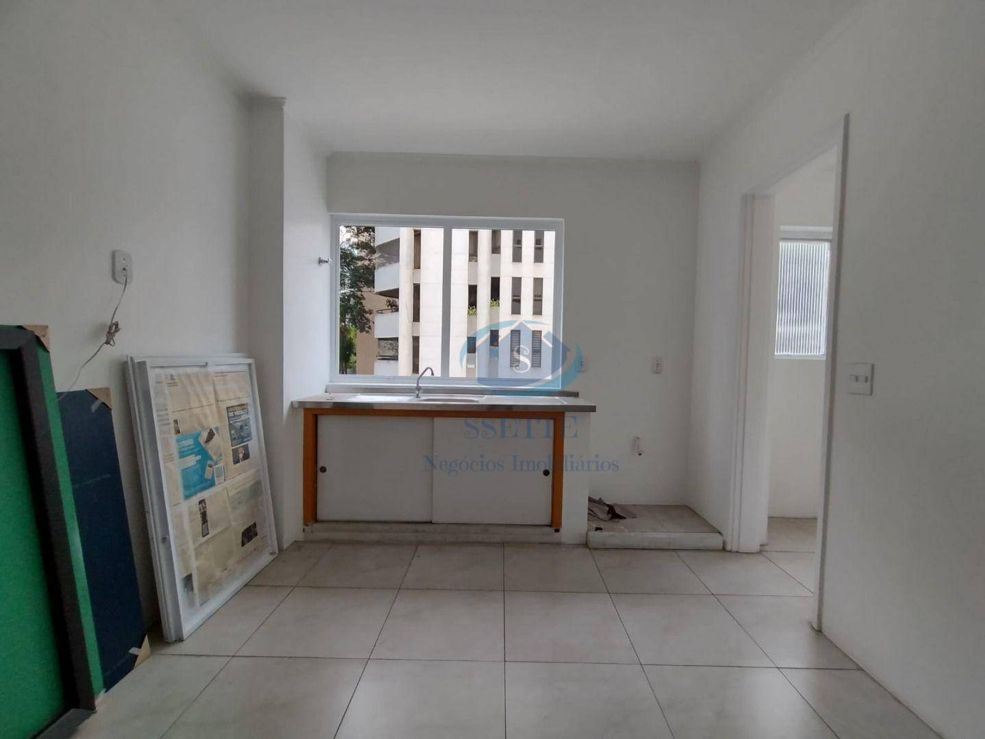 Apartamento para alugar com 3 quartos, 157m² - Foto 7