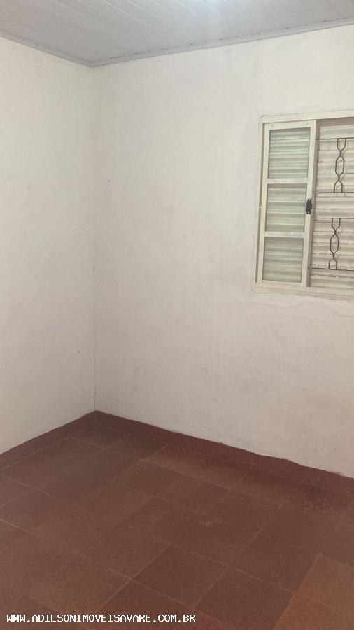 Casa à venda com 3 quartos, 200m² - Foto 4