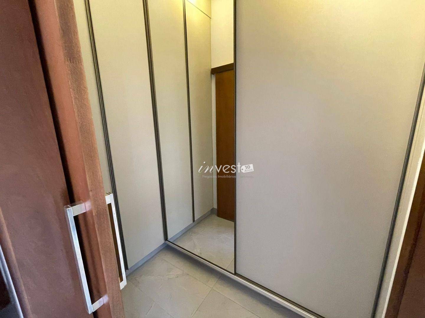 Casa à venda com 3 quartos, 226m² - Foto 16