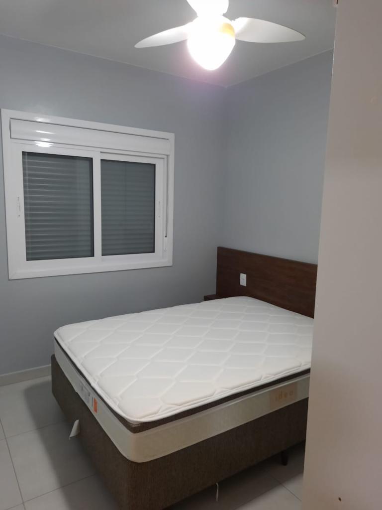 Apartamento à venda com 2 quartos, 74m² - Foto 8