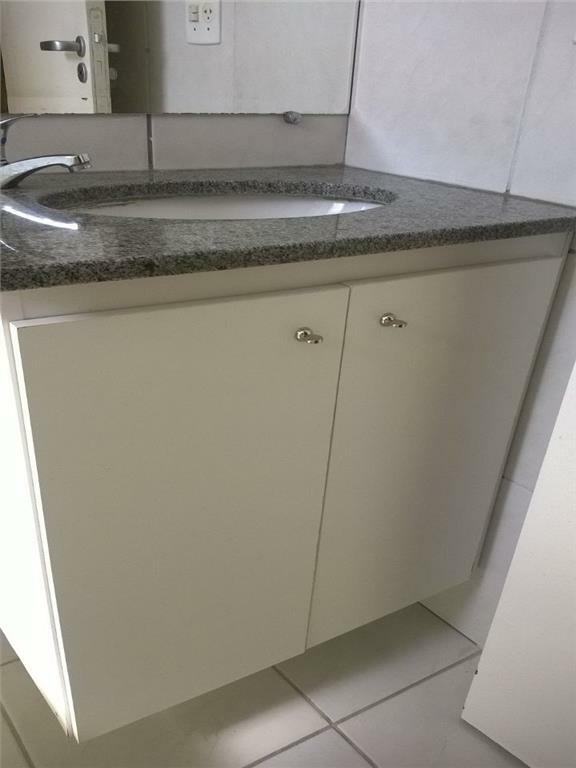 Apartamento à venda com 3 quartos, 70m² - Foto 13