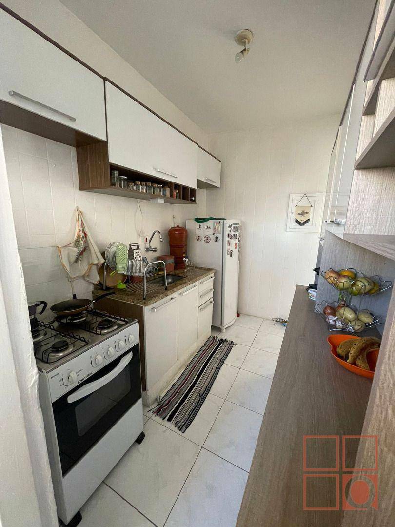 Apartamento à venda com 2 quartos, 63m² - Foto 5