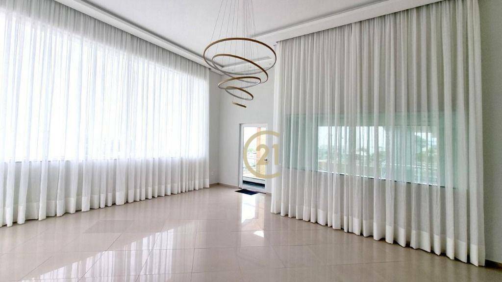 Casa de Condomínio à venda com 3 quartos, 600m² - Foto 4