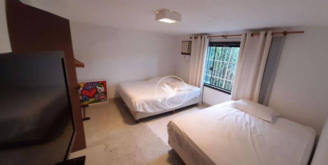 Casa de Condomínio à venda com 5 quartos, 160m² - Foto 23