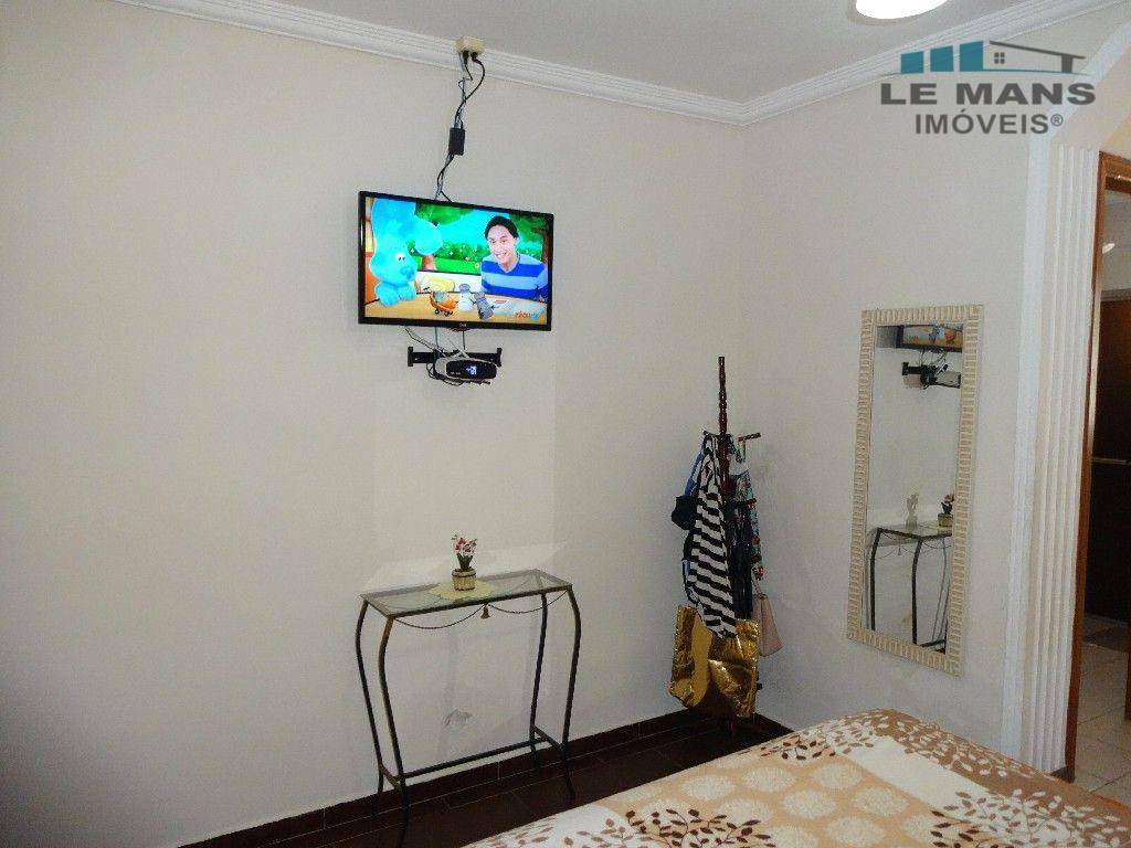 Casa à venda com 3 quartos, 169m² - Foto 14