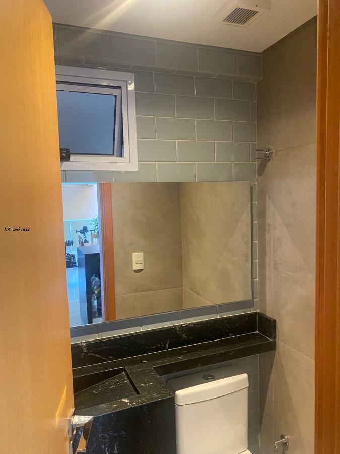 Apartamento à venda com 3 quartos, 135m² - Foto 2