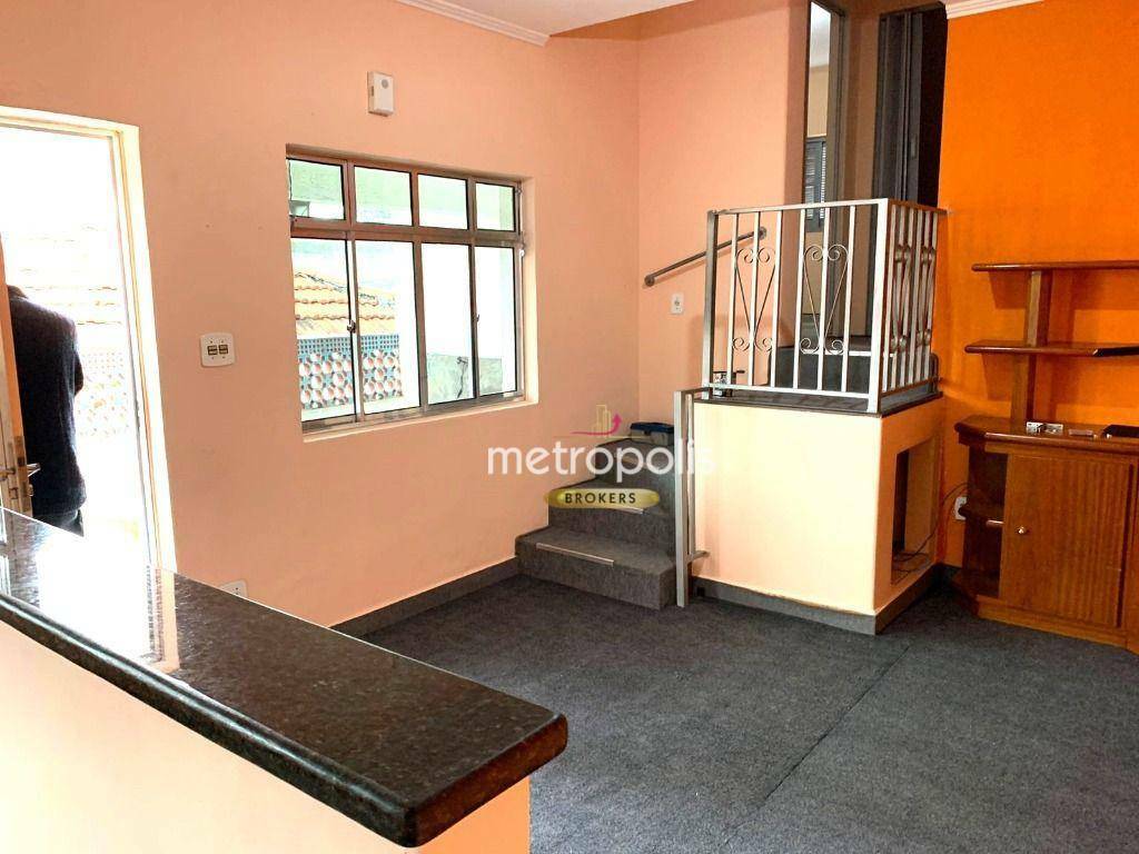 Casa para alugar com 2 quartos, 70m² - Foto 2