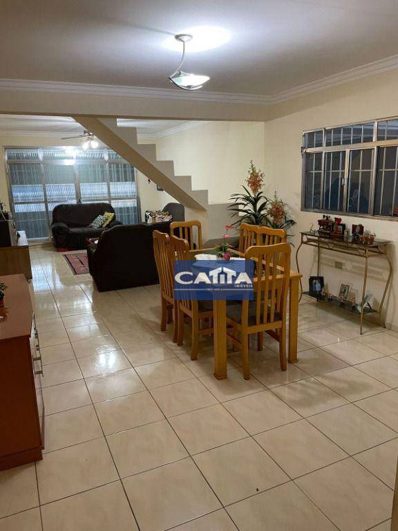 Sobrado à venda com 3 quartos, 227m² - Foto 5