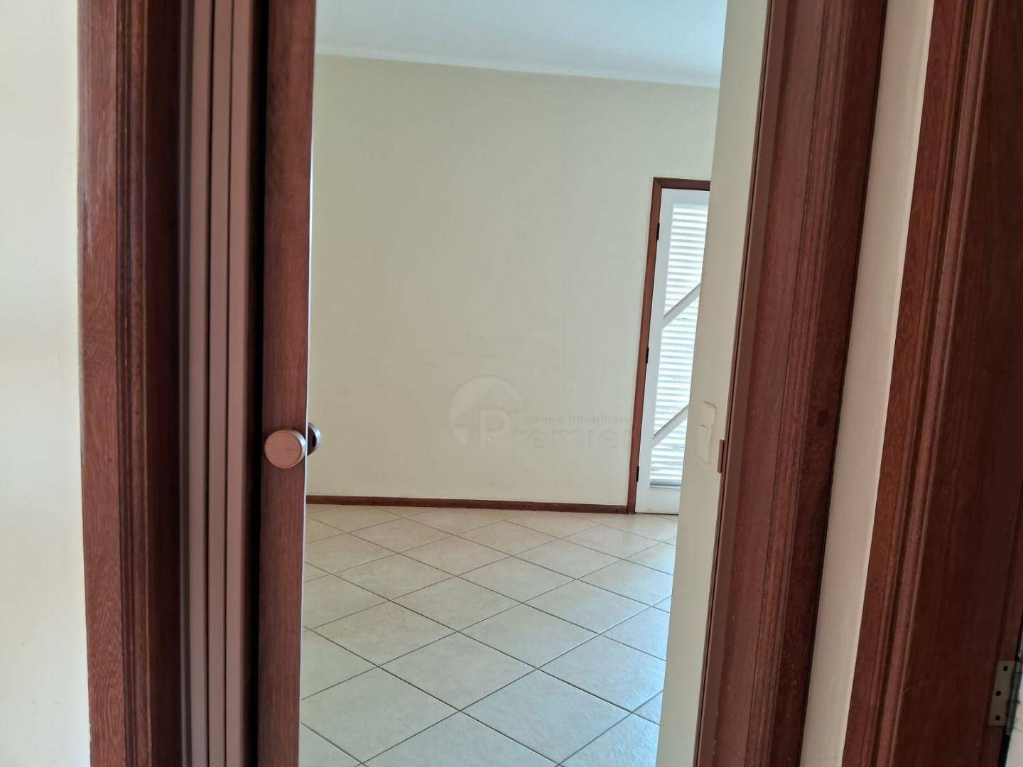 Casa para alugar com 4 quartos, 297m² - Foto 20