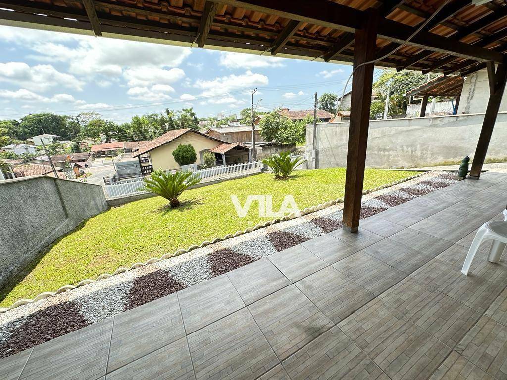 Casa à venda com 3 quartos, 156m² - Foto 7