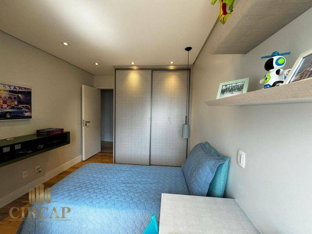 Apartamento à venda com 3 quartos, 187m² - Foto 19