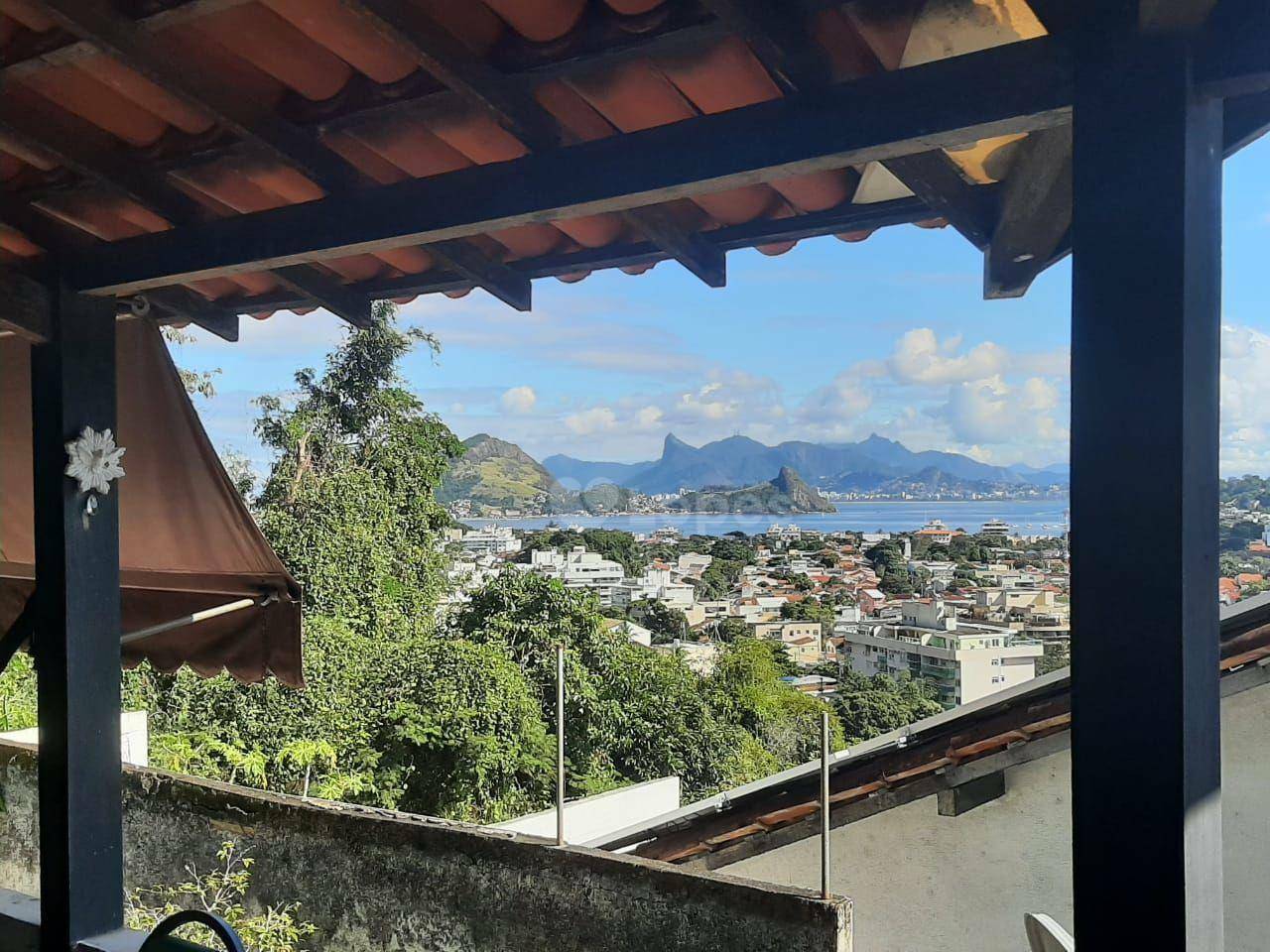 Casa, 3 quartos, 350 m² - Foto 1