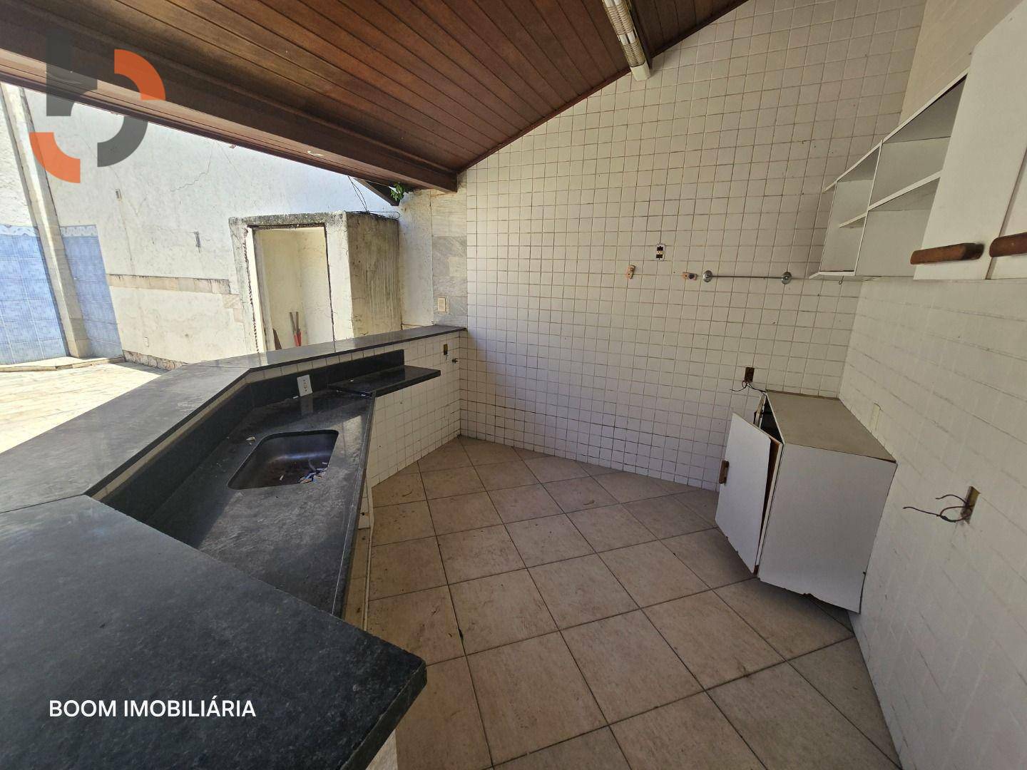 Casa de Condomínio à venda com 6 quartos, 300m² - Foto 52