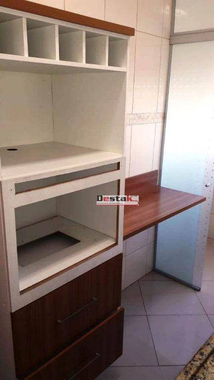 Apartamento à venda com 2 quartos, 48m² - Foto 4