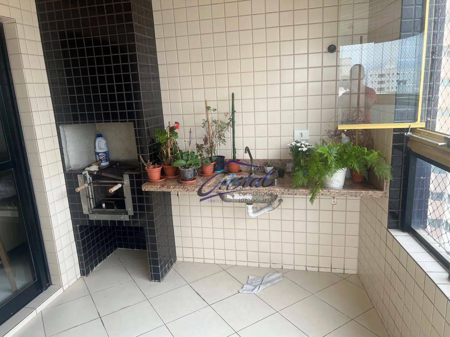 Apartamento à venda com 3 quartos, 160m² - Foto 5