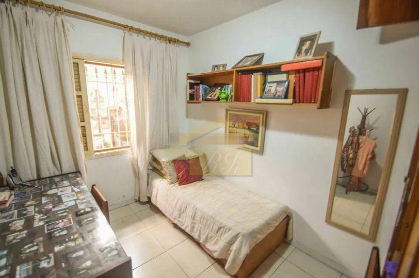 Casa à venda com 3 quartos, 180m² - Foto 19