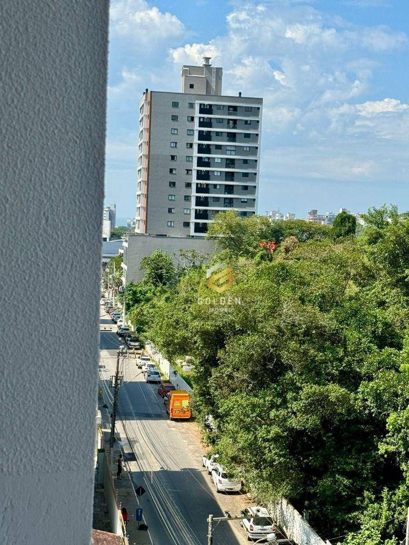 Apartamento para alugar com 2 quartos, 63m² - Foto 19