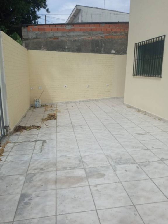 Sobrado à venda com 2 quartos, 70m² - Foto 3