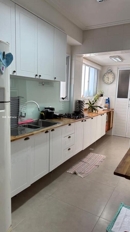 Apartamento à venda com 3 quartos, 85m² - Foto 10