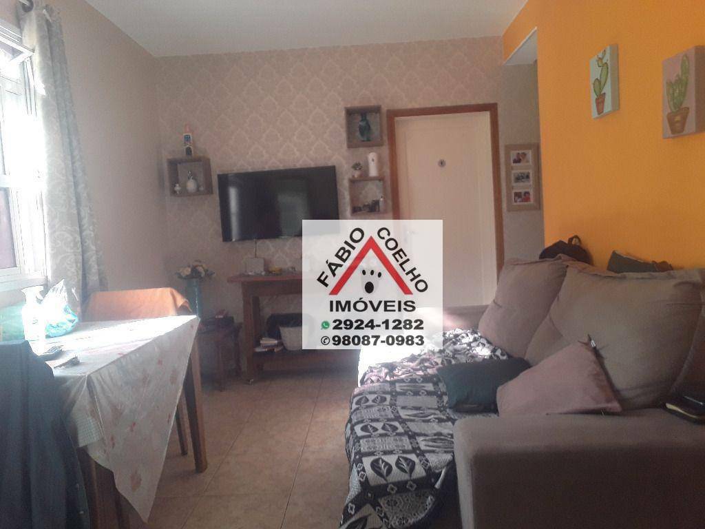 Apartamento à venda com 2 quartos, 70m² - Foto 3