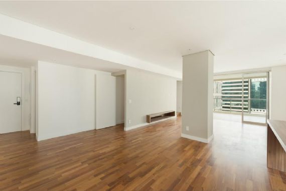 Apartamento à venda com 3 quartos, 200m² - Foto 6