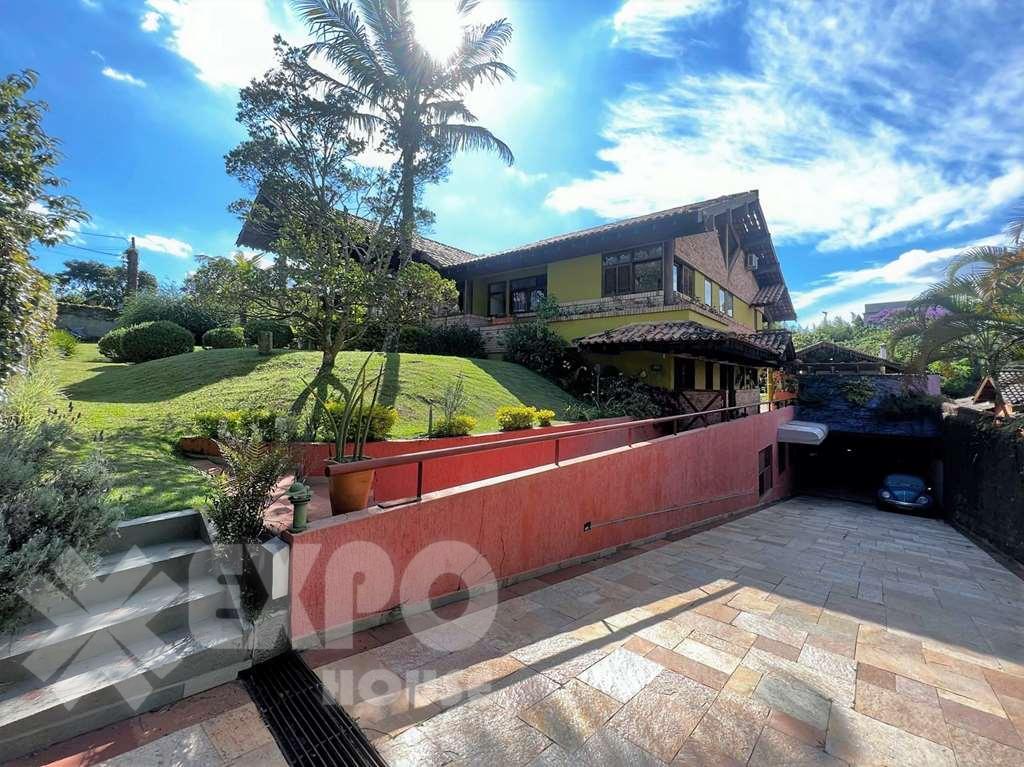 Casa de Condomínio à venda com 5 quartos, 3782m² - Foto 3