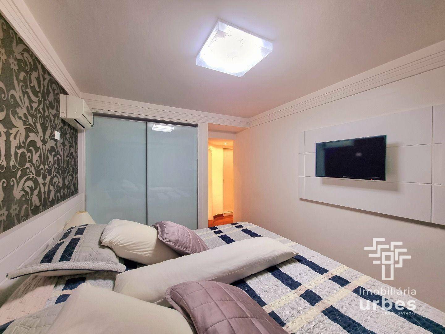 Apartamento à venda com 4 quartos, 209m² - Foto 15