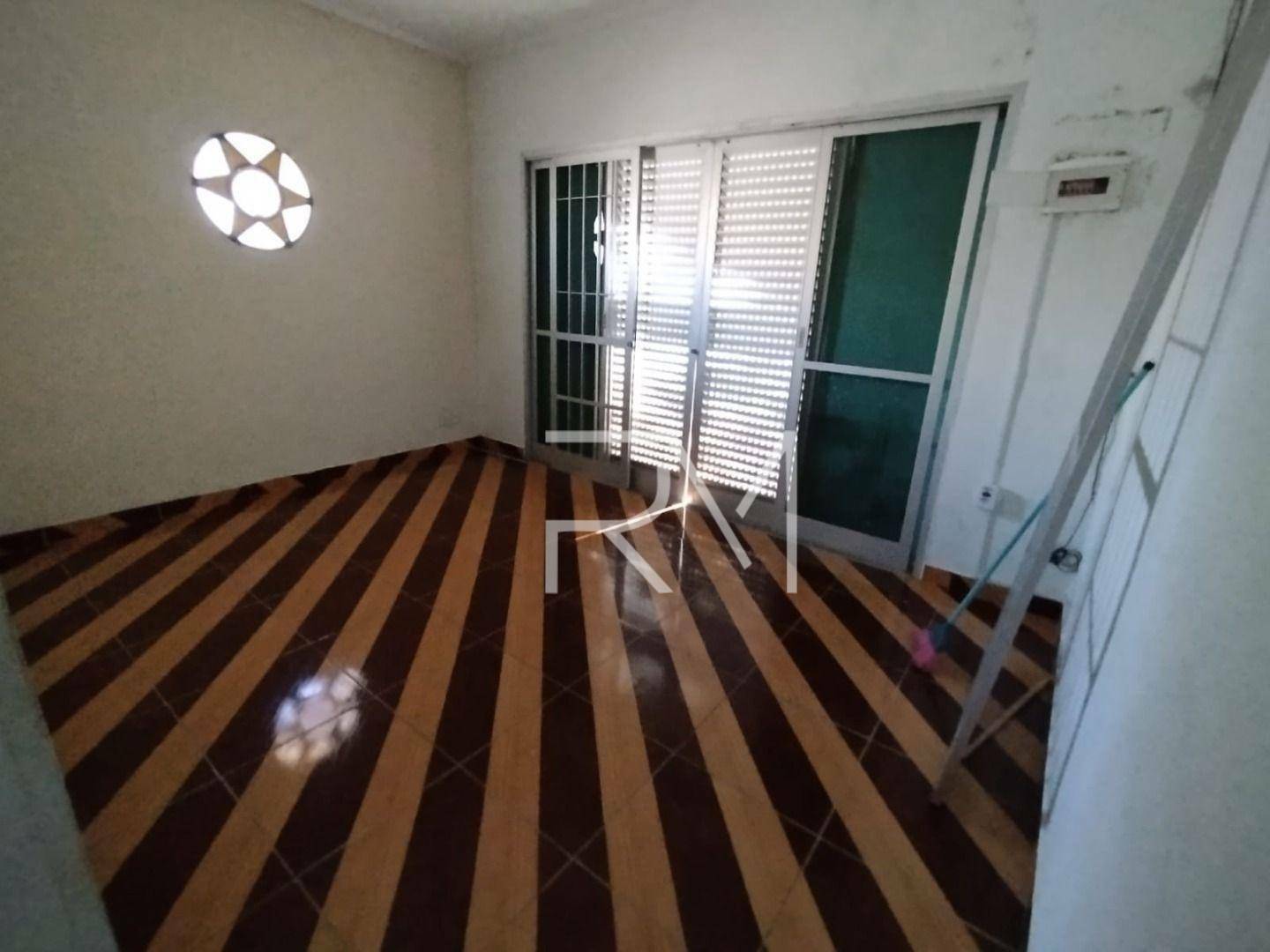 Casa à venda e aluguel com 2 quartos, 120m² - Foto 18